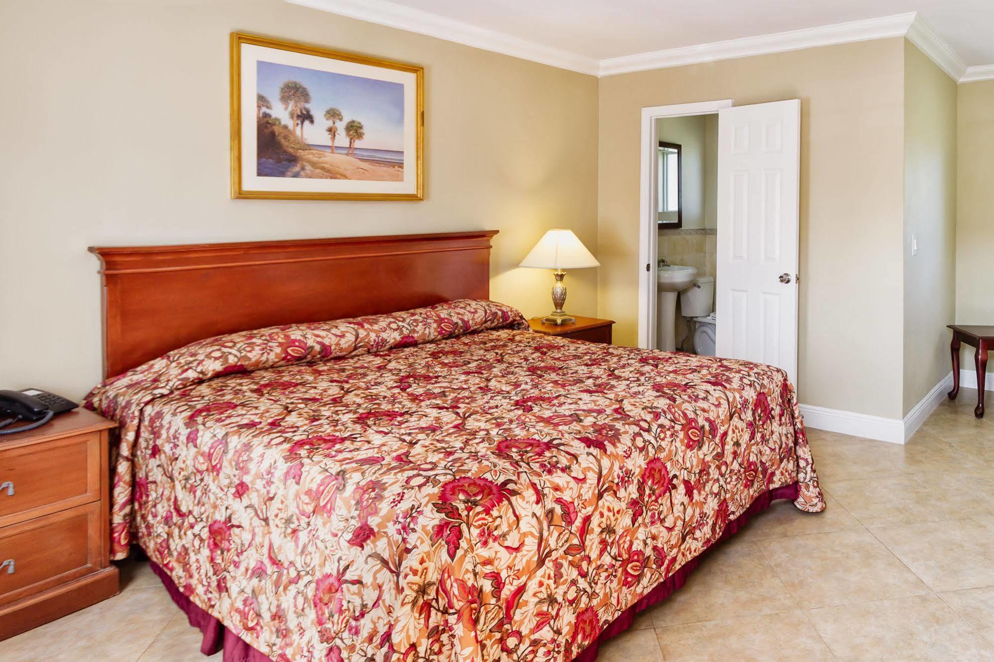 Sun And Surf Inn North Miami Zewnętrze zdjęcie